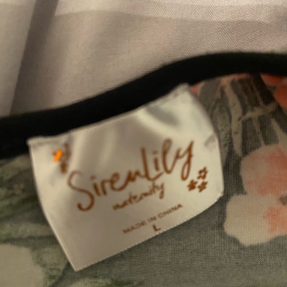 blouse - Picture 2 of 2